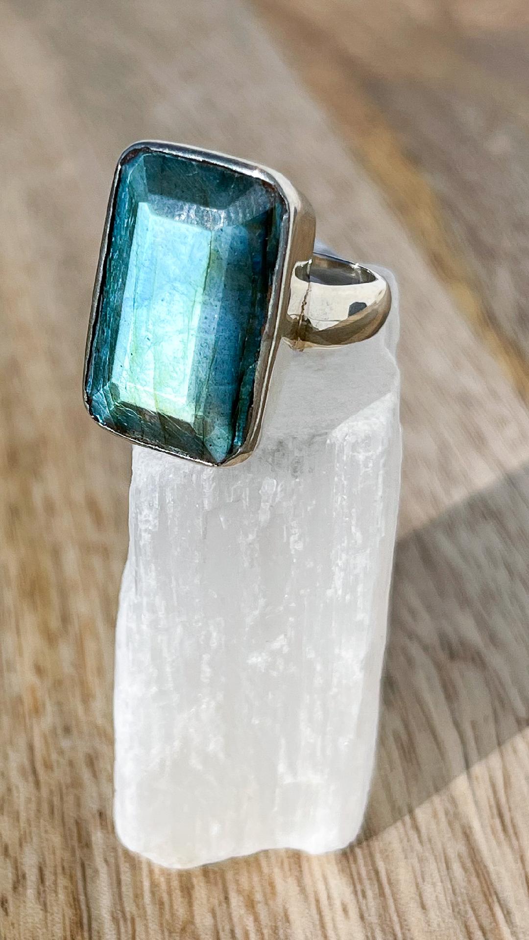 Labradorite Silver Ring