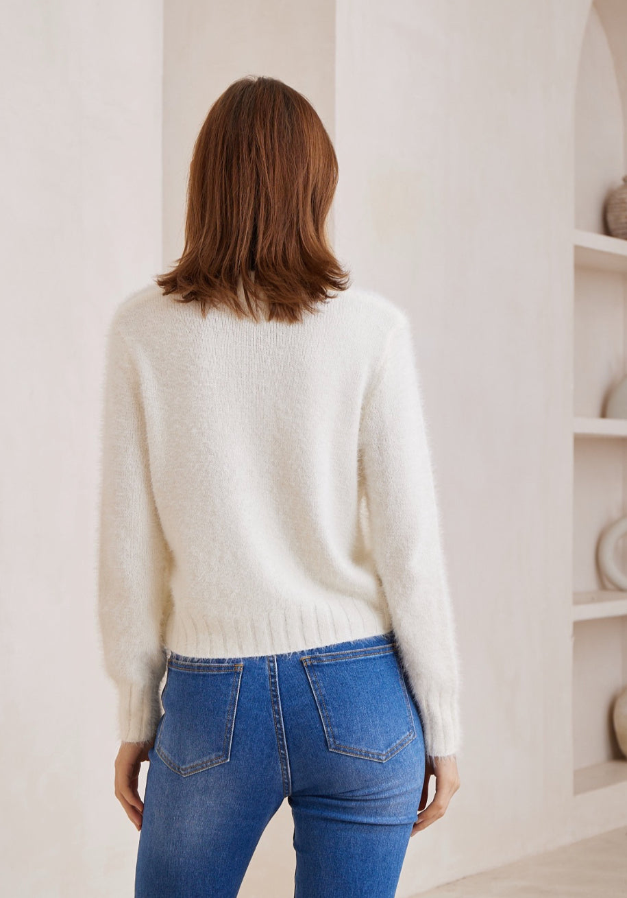 Tully White Fluffy Knit